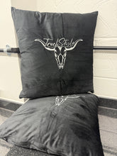 Load image into Gallery viewer, TruckStyle Skull Plush Pillow (x2)