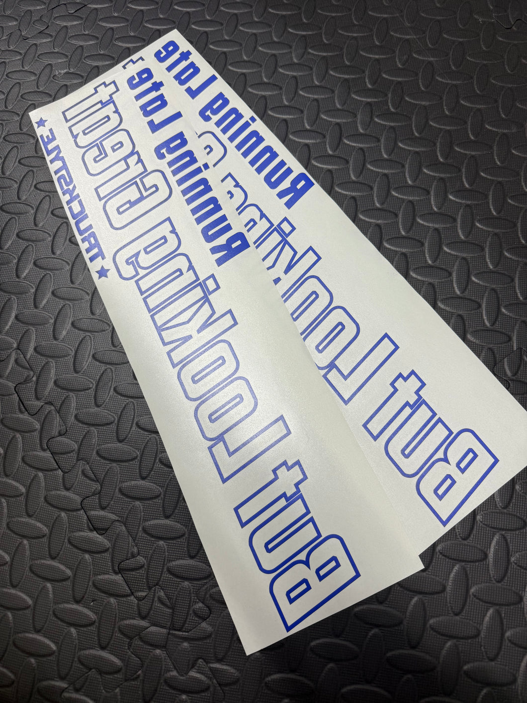 RUNNING LATE BUT LOOKING GREAT OUTLINE SIDE WINDOW STICKERS PAIR X 2