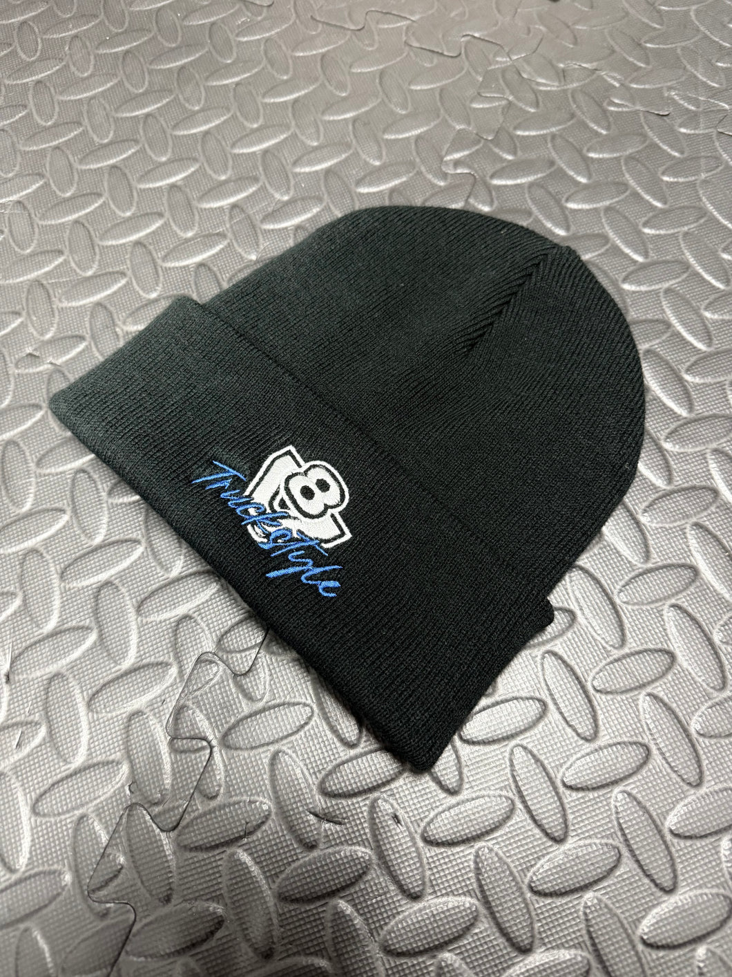 TruckStyle V8 TWO TONE BEANIE